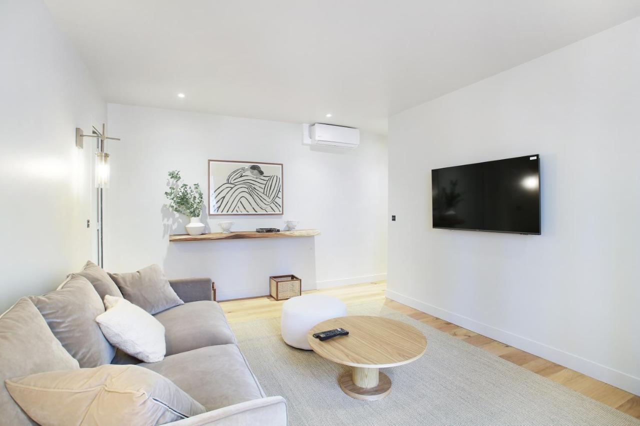 Residence In The Center Of Paris By Studio Prestige Exterior photo